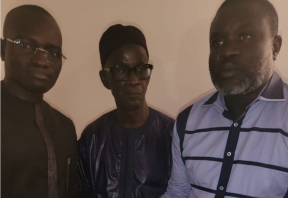 Thiès : Pape Siré Dia collecte 11010 parrainages et invite militants et responsables de BBY à concrétiser cela en votes concrets Thiès : Pape Siré Dia collecte 11010 parrainages et invite militants et responsables de BBY à concrétiser cela en votes concrets