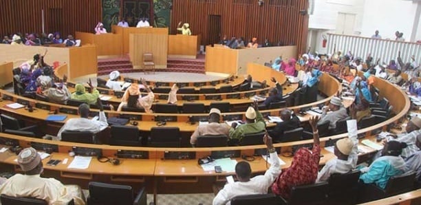 L’Assemblée entérine le report de la Présidentielle au 15 décembre 2024