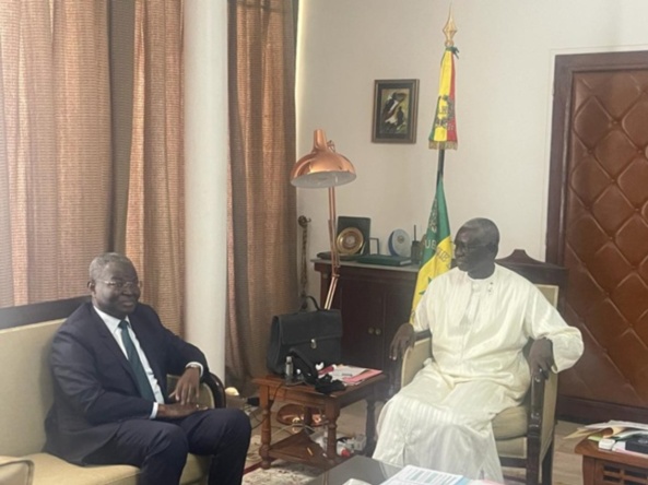 Audience avec le Président de la commission de l'Uemoa : Amadou Mame Diop salue les mesures prises pour maintenir la solidarité entre États membres Audience avec le Président de la commission de l'Uemoa : Amadou Mame Diop salue les mesures prises pour maintenir la solidarité entre États membres