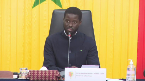 Séminaire gouvernemental dirigé par Son Excellence Bassirou Diomaye Faye : vers une gouvernance efficace en République Séminaire gouvernemental dirigé par Son Excellence Bassirou Diomaye Faye : vers une gouvernance efficace en République