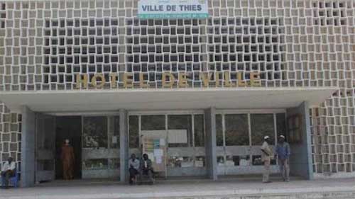 Les étudiants renvoyés par Supdeco: Les précisions de la Ville de Thiès Les étudiants renvoyés par Supdeco: Les précisions de la Ville de Thiès