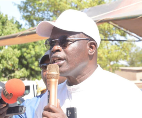 Levée du corps de Gaston Mbengue : les portables de Khalifa Sall volés Levée du corps de Gaston Mbengue : les portables de Khalifa Sall volés