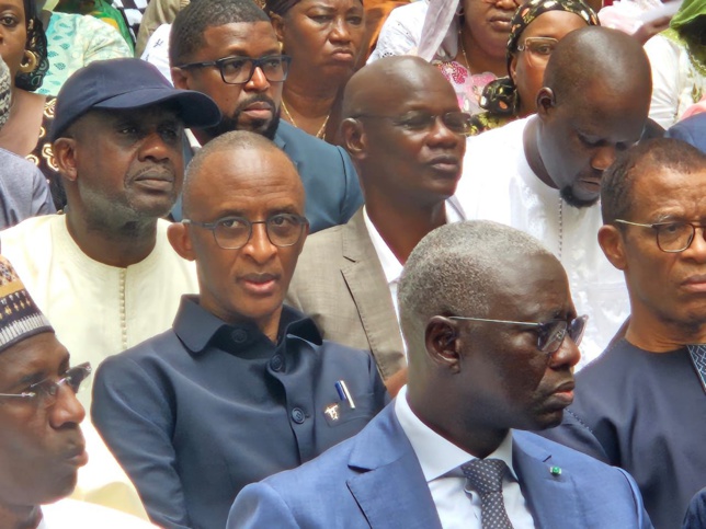 PRESENTATION DU LIVRE BILAN 12 ANS DE SON EXCELLENCE MONSIEUR LE PRESIDENT MACKY SALL A LA TETE DU SENEGAL : Discours introductif de Maitre SIDIKI KABA, ancien Premier Ministre PRESENTATION DU LIVRE BILAN 12 ANS DE SON EXCELLENCE MONSIEUR LE PRESIDENT MACKY SALL A LA TETE DU SENEGAL : Discours introductif de Maitre SIDIKI KABA, ancien Premier Ministre