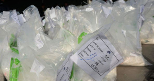 Bissau: saisie importante de drogue dans un aéronef en provenance du Mexique Bissau: saisie importante de drogue dans un aéronef en provenance du Mexique