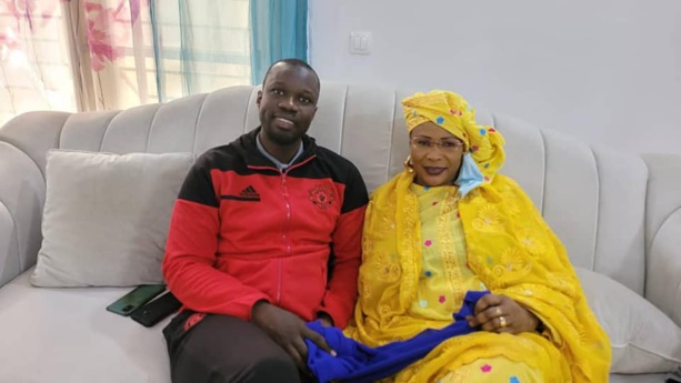 Législatives : Mame Diarra Fam rejette toute alliance avec l'APR et appelle à un vote massif pour le parti PASTEF Législatives : Mame Diarra Fam rejette toute alliance avec l'APR et appelle à un vote massif pour le parti PASTEF
