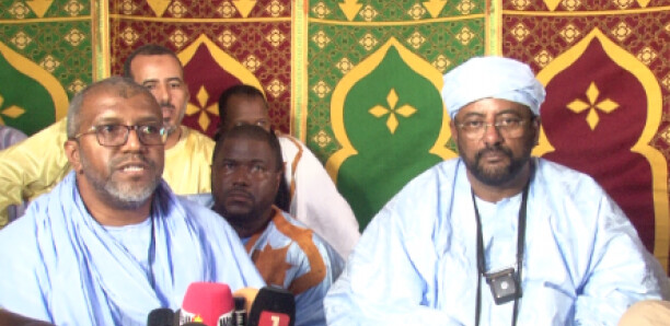 En tournée au Sénégal : Le khalife des khadres offre 60 millions F CFA aux sinistrés de la crue du fleuve Sénégal En tournée au Sénégal : Le khalife des khadres offre 60 millions F CFA aux sinistrés de la crue du fleuve Sénégal