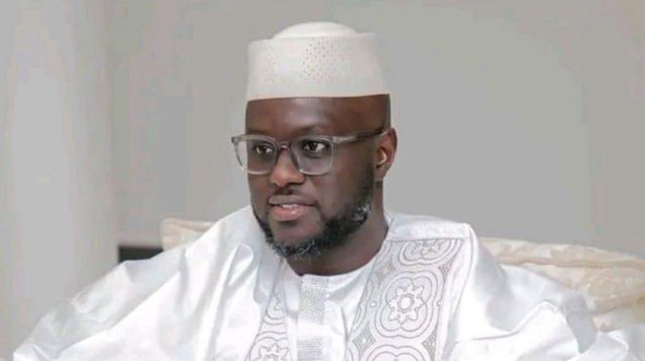 El Malick Ndiaye recadre l’opposition : « Ne vous laissez pas distraire par des faux profils » El Malick Ndiaye recadre l’opposition : « Ne vous laissez pas distraire par des faux profils »