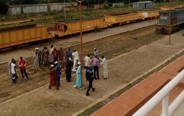 Blocage de la circulation des trains à Thiès :Les raisons de la colère des anciens cheminots