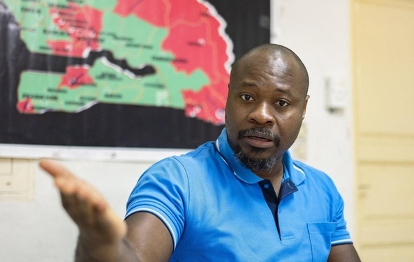 Retard des salaires, opacité sur les DIPA : Guy Marius Sagna exige des comptes, l’État répond Retard des salaires, opacité sur les DIPA : Guy Marius Sagna exige des comptes, l’État répond