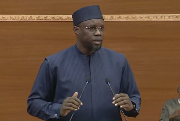 Ousmane Sonko : « Tout pays qui retient un fugitif sénégalais, refusant son extradition, j’en ferai de même» Ousmane Sonko : « Tout pays qui retient un fugitif sénégalais, refusant son extradition, j’en ferai de même»