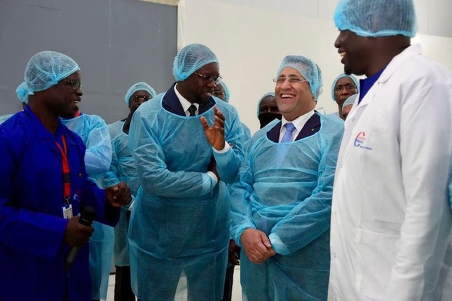 Souveraineté sanitaire: Ousmane Sonko et El Moctar Ould Djay en visite à l'usine Carrefour Médical Industries de Pout Souveraineté sanitaire: Ousmane Sonko et El Moctar Ould Djay en visite à l'usine Carrefour Médical Industries de Pout