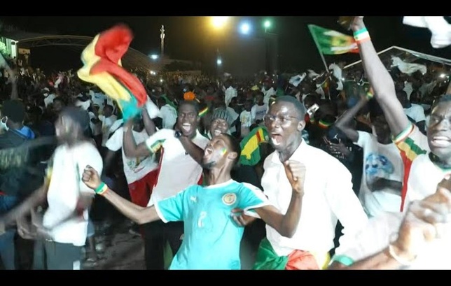 Après la qualification du Sénégal : Une très belle fête animée et joyeuse à Thiès Après la qualification du Sénégal : Une très belle fête animée et joyeuse à Thiès