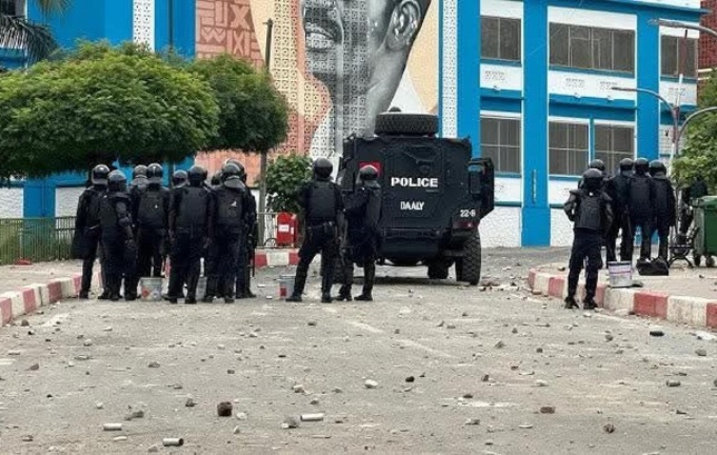 Manifestations à l’UCAD : un étudiant de la FASEG arrêté, de lourdes charges pèsent sur sa tête Manifestations à l’UCAD : un étudiant de la FASEG arrêté, de lourdes charges pèsent sur sa tête