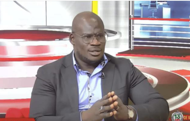 Kader Dia de Sen TV arrêté : le «Baye Fall», l’attente près de la boutique et le précédent Pape Birame Bigué Ndiaye Kader Dia de Sen TV arrêté : le «Baye Fall», l’attente près de la boutique et le précédent Pape Birame Bigué Ndiaye