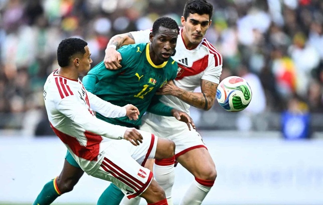 Amical :  le Sénégal simpose face au Pérou (2-0)