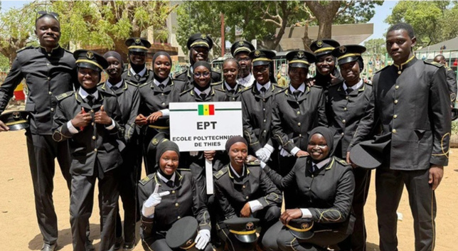 Fête de l’indépendance à Thiès : l’EPT remporte le prix du meilleur défilé civil