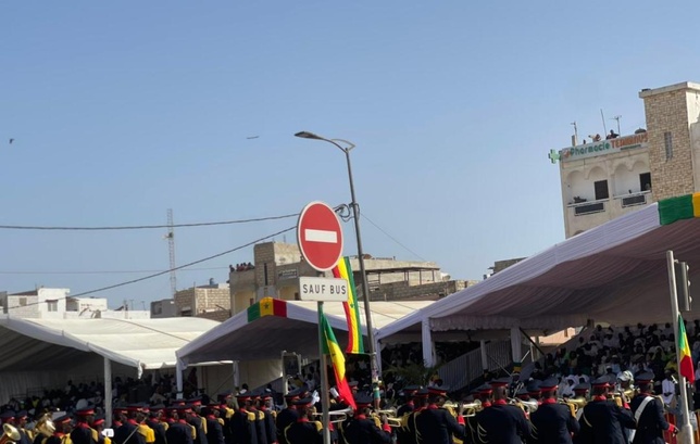 4 avril : Un élève de Terminale s'écroule en plein défilé et décède 4 avril : Un élève de Terminale s'écroule en plein défilé et décède