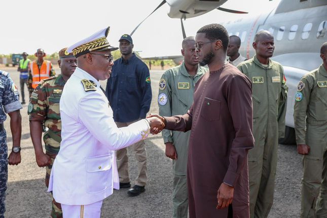 Tournée économique à Kolda : Bassirou Diomaye Faye au contact des réalités locales Tournée économique à Kolda : Bassirou Diomaye Faye au contact des réalités locales