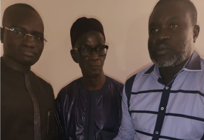 Thiès : Pape Siré Dia collecte 11010 parrainages et invite militants et responsables de BBY à concrétiser cela en votes concrets Thiès : Pape Siré Dia collecte 11010 parrainages et invite militants et responsables de BBY à concrétiser cela en votes concrets