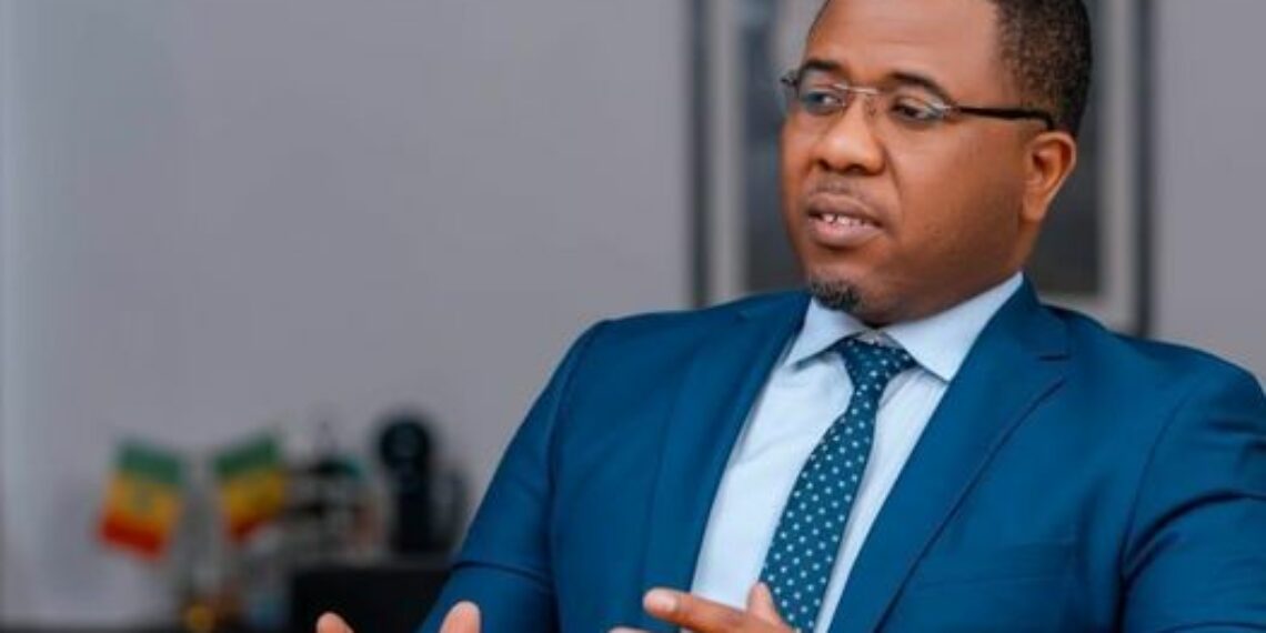 Parrainages: Bougane lance les « Open Press Tour 2024 » et promet l’enfer à BBY Parrainages: Bougane lance les « Open Press Tour 2024 » et promet l’enfer à BBY