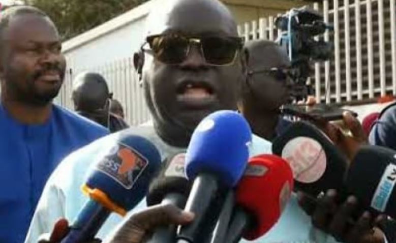 Me El Hadj Diouf annonce un pourvoi en cassation et prévient : "Ceux qui jubilent n'ont rien compris" Me El Hadj Diouf annonce un pourvoi en cassation et prévient : "Ceux qui jubilent n'ont rien compris"