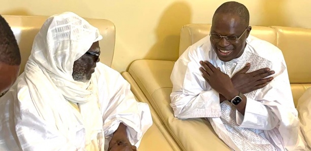 Porokhane : Khalifa Sall reçu par Serigne Mountakha Mbacké Porokhane : Khalifa Sall reçu par Serigne Mountakha Mbacké