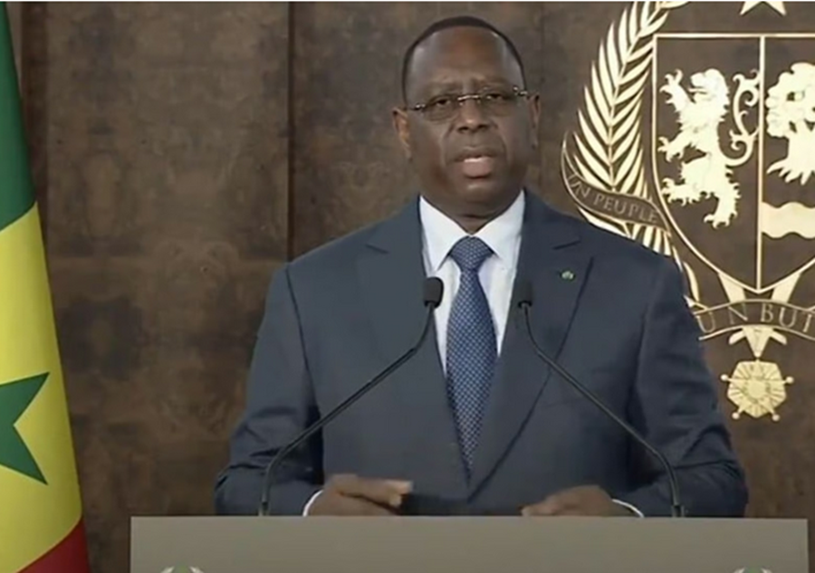 Le Président, Macky Sall, reporte l’élection présidentielle et annonce un dialogue national