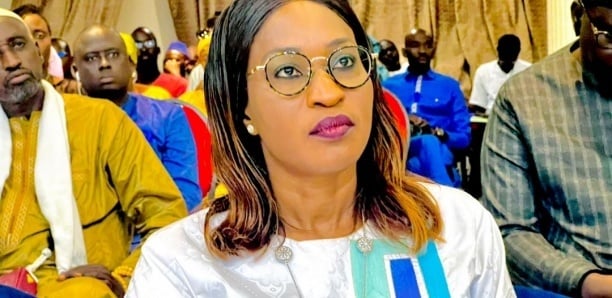 Report de la Présidentielle au 15 décembre : Zahra Iyane Thiam regrette une "violation flagrante" de la Constitution Report de la Présidentielle au 15 décembre : Zahra Iyane Thiam regrette une "violation flagrante" de la Constitution