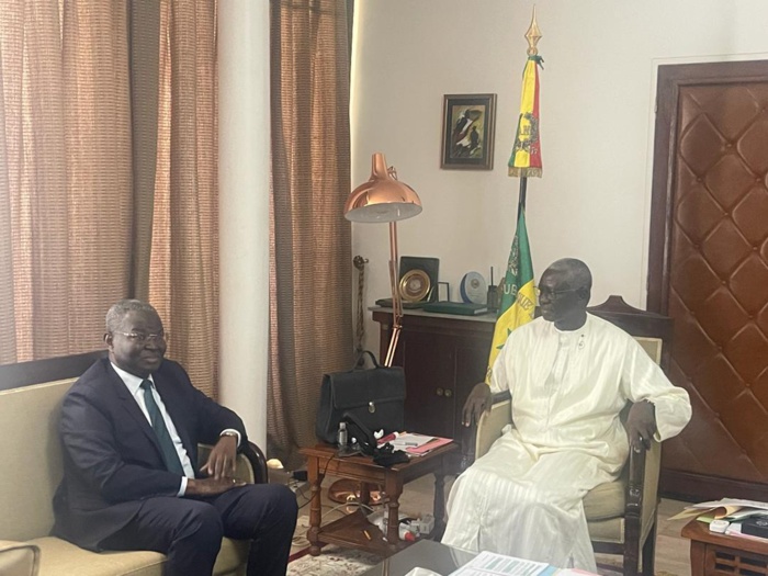Audience avec le Président de la commission de l'Uemoa : Amadou Mame Diop salue les mesures prises pour maintenir la solidarité entre États membres Audience avec le Président de la commission de l'Uemoa : Amadou Mame Diop salue les mesures prises pour maintenir la solidarité entre États membres