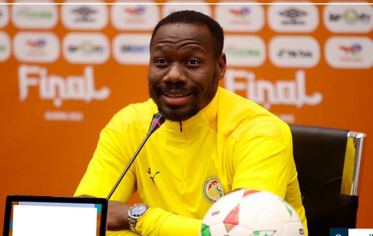 PAPE THIAW VALIDÉ UNANIMEMENT AU POSTE DE SELECTIONNEUR NATIONAL PAR LE COMEX DE LA FSF : Augustin Senghor appelle séance tenante Khady Diène Gaye pour l'enrôlement du dossier