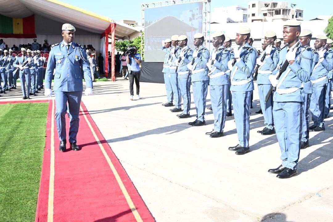 SORTIE DE LA 40ᵉ PROMOTION DE L’ÉCOLE DES DOUANES : 327 nouveaux agents rejoignent les rangs 