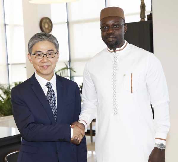 Ousmane Sonko attendu au Forum économique mondial d’été en Chine : un rendez-vous diplomatique et économique de premier ordre