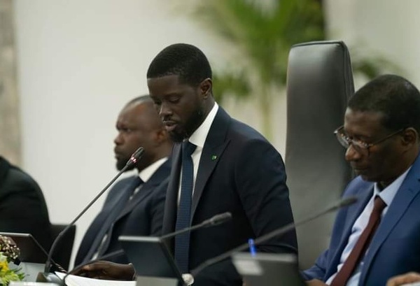 Primature, Palais, Petit Palais : Réunions d’urgence entre Diomaye Faye et Sonko