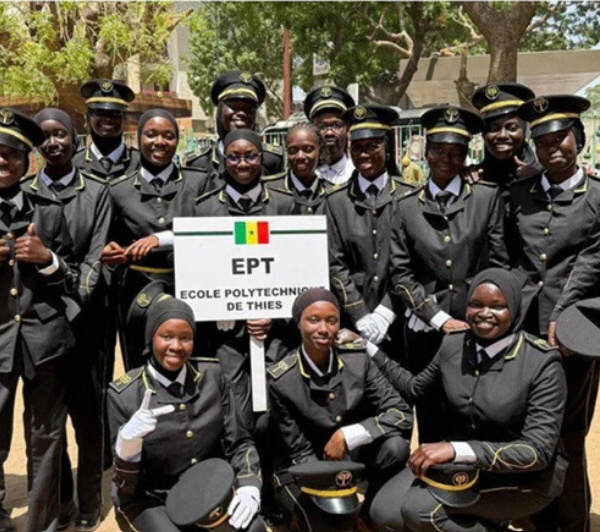 Fête de l’indépendance à Thiès : l’EPT remporte le prix du meilleur défilé civil