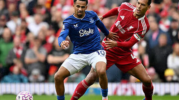 Iliman Ndiaye dans le viseur de Liverpool FC