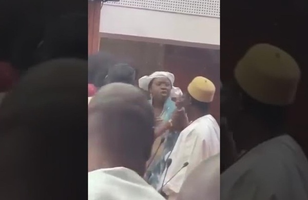 Vidéo : Clash à l’Assemblée : entre « pro-Sonko » et « pro-Diomaye