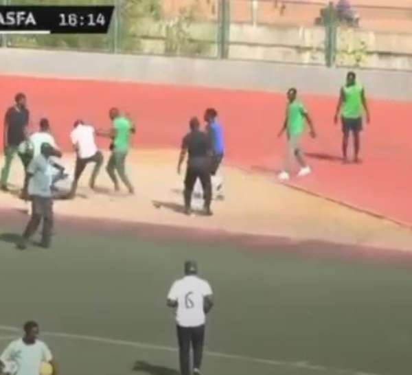 National 1 - Tambacounda : Un dirigeant du Coton Sport poignardé lors du match contre l’ASFA