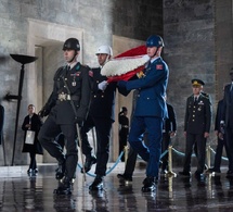 Turquie : Le président Diomaye Faye débute sa visite au mausolée de Mustafa Kemal Atatürk