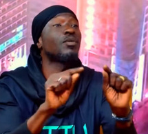 8 novembre : Pour éviter l'interdiction du rassemblement « Niakhtou National », le collectif « Rappel à l’Ordre » retire sa demande