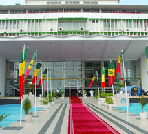 Assemblée nationale : deux proches de Sonko se battent