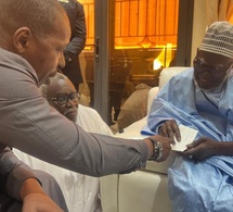 Rénovation de la Grande Mosquée de Touba : Cheikh Amar donne une contribution financière de 500 millions de FCfa au Khalife Général des Mourides, Serigne Mountakha Mbacké