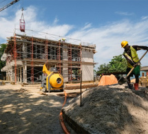 BTP à l’arrêt, cimenteries asphyxiées : quand la crise des chantiers fait perdre des milliards à l’État